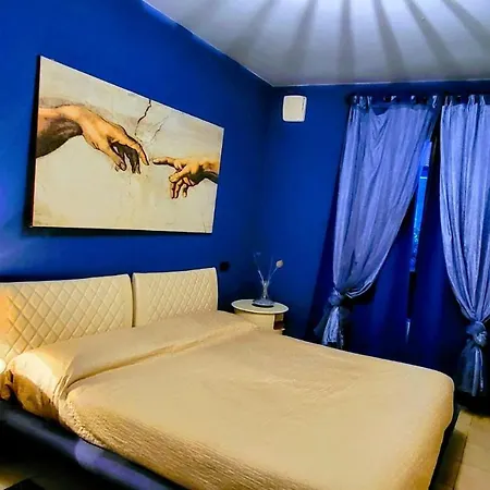 Iris Winter Escape Three Bedrooms With Private Garden Villa *