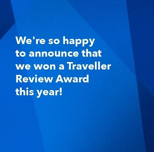 VILLA IRIS Three Bedroom Private Garden Bike&Boat&Scooter Lake Como Villa *