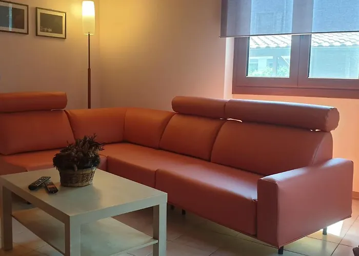 VILLA IRIS Three Bedroom Private Garden Bike&Boat&Scooter Lake Como Colico