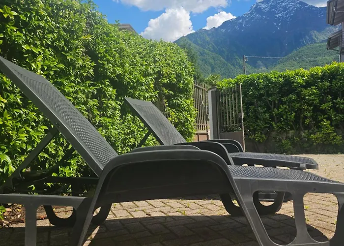 Villa VILLA IRIS Three Bedroom Private Garden Bike&Boat&Scooter Lake Como