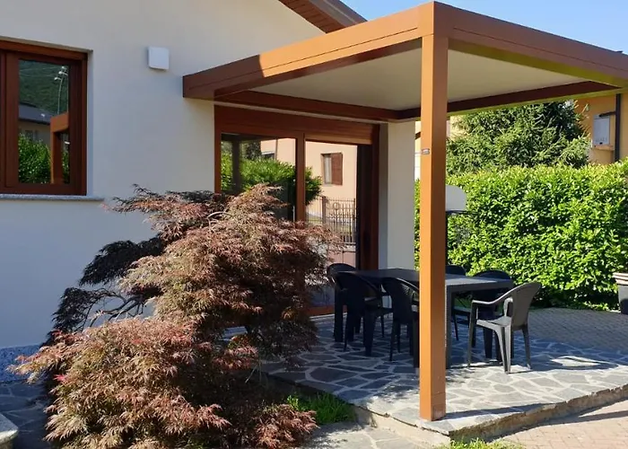 Villa Iris Three Bedroom Private Garden Bike&Boat&Scooter Lake Como Villa Colico