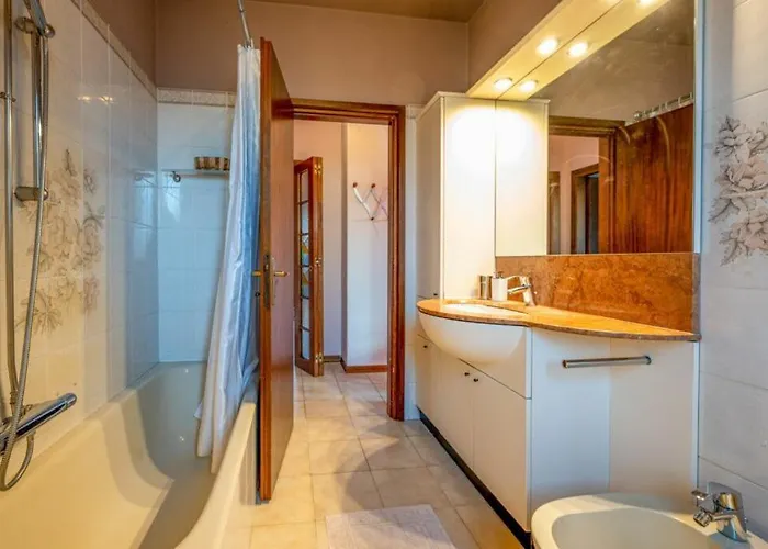 Villa Iris Three Bedroom Private Garden Bike&Boat&Scooter Lake Como Villa