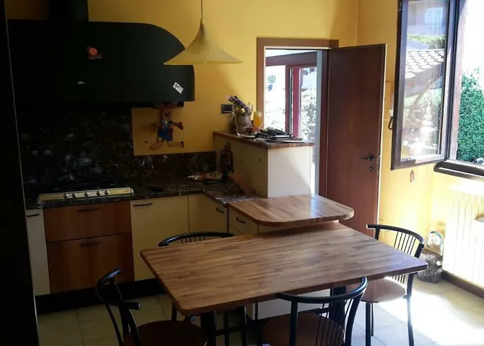 Villa Iris Three Bedroom Private Garden Bike&Boat&Scooter Lake Como Colico