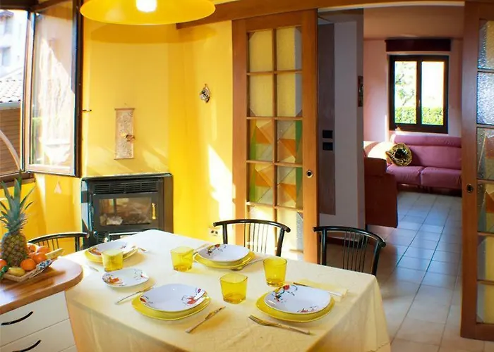 Villa Iris Three Bedroom Private Garden Bike&Boat&Scooter Lake Como * Colico