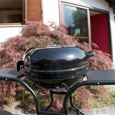 Iris Three Bedroom Private Garden Bike&boat&scooter